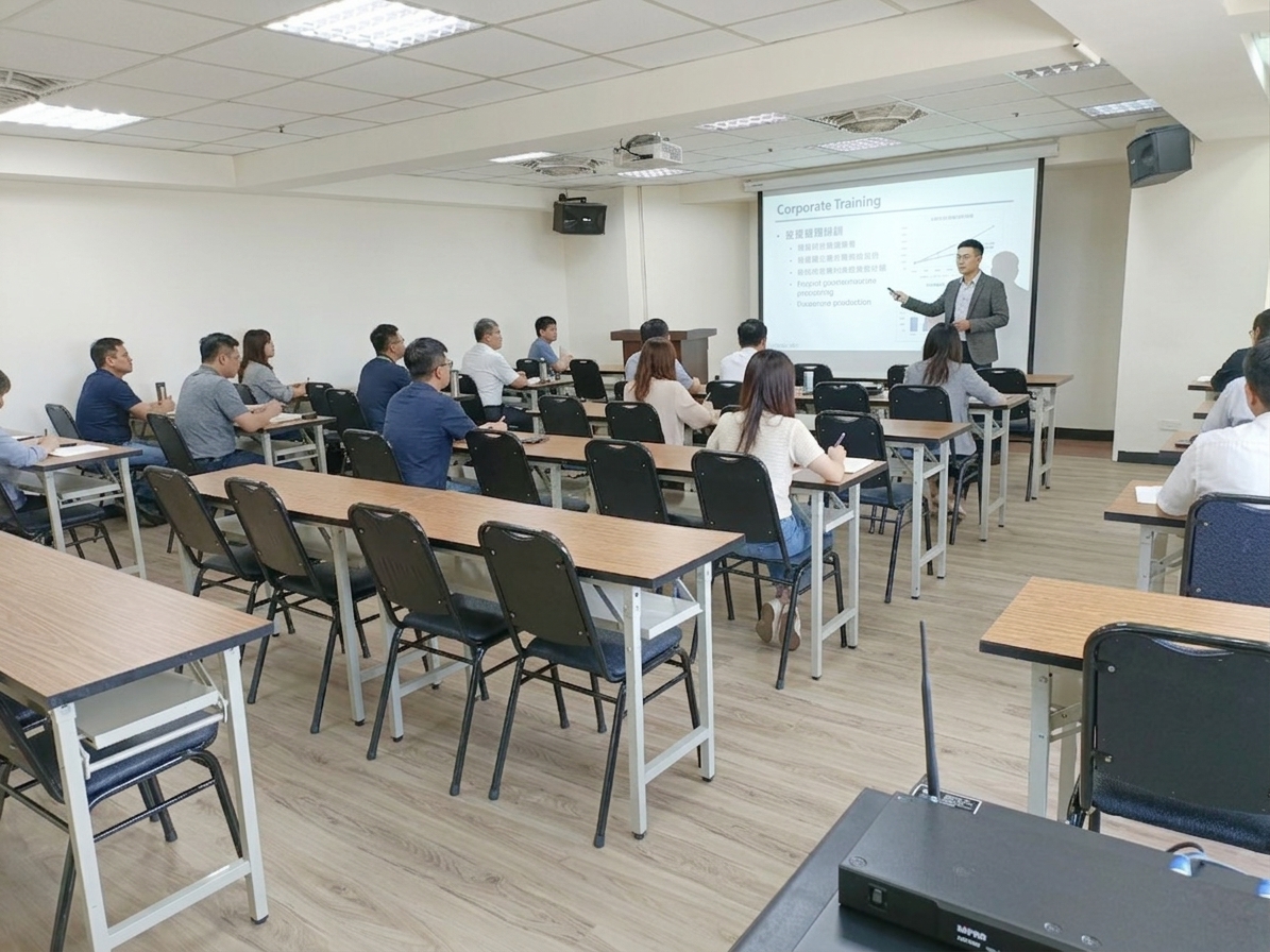 高雄市教育講師職業工會的場地出租 高雄市教育講師職業工會的場地出租圖片